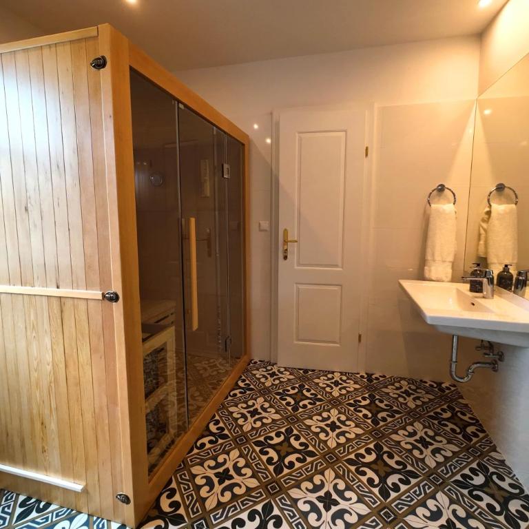 Villa Edelweiss Stuhleck - Studio mit Whirlpool - 12