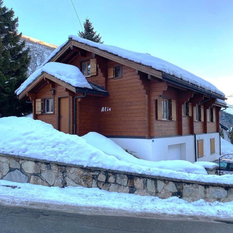 Alis - grosses Chalet, nahe Sportarena und Skilift, bis 9 Personen - Superior Chalet - 1