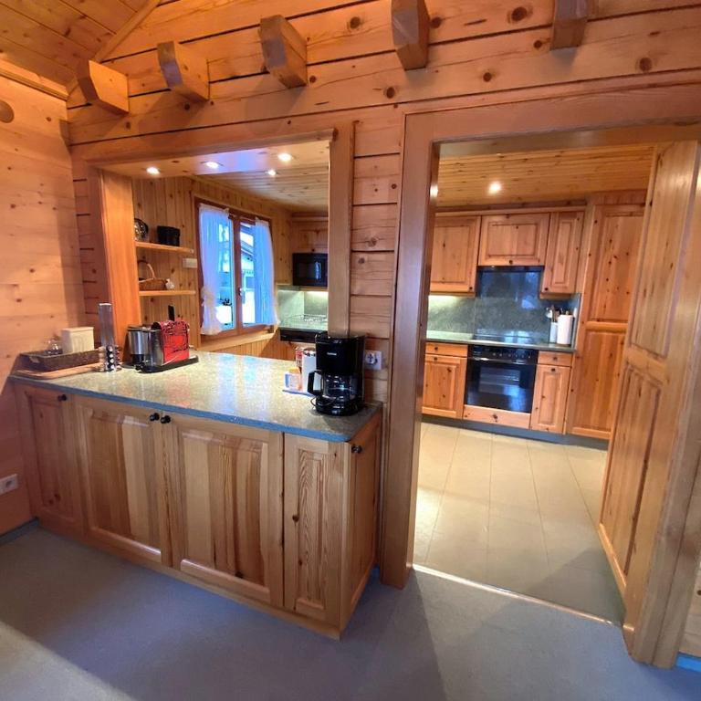 Alis - grosses Chalet, nahe Sportarena und Skilift, bis 9 Personen - Superior Chalet - 2