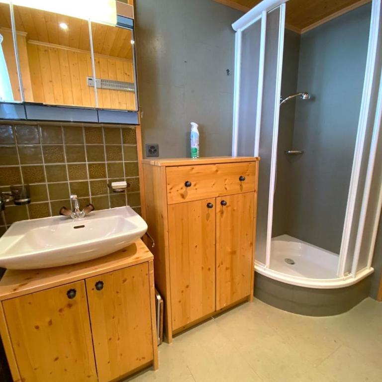 Alis - grosses Chalet, nahe Sportarena und Skilift, bis 9 Personen - Superior Chalet - 33