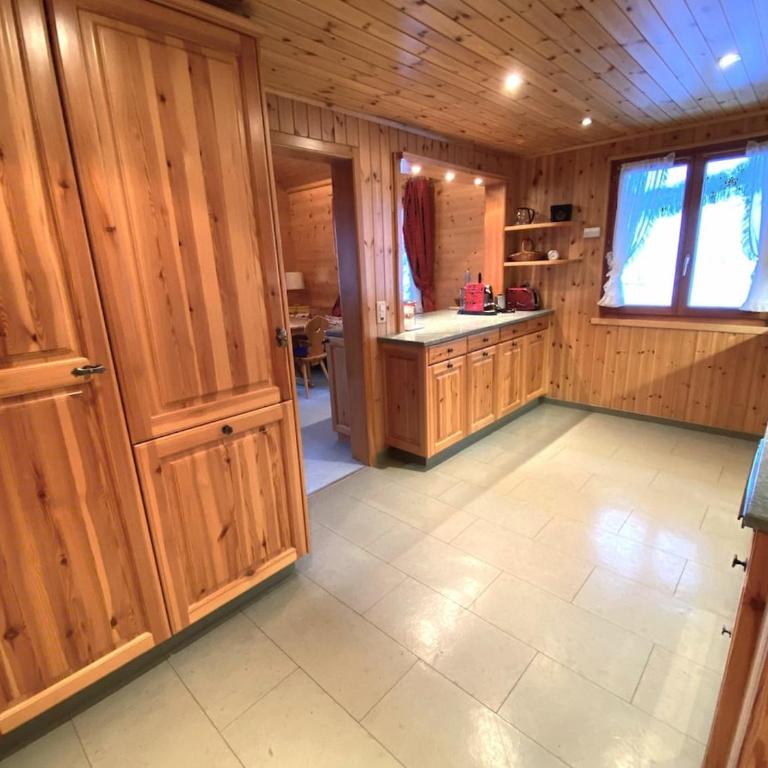 Alis - grosses Chalet, nahe Sportarena und Skilift, bis 9 Personen - Superior Chalet - 34