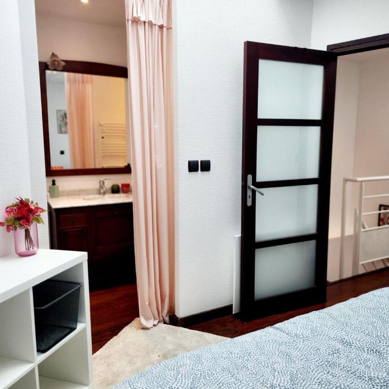 Maison centre ville proche plage Wifi - Maison 2 Chambres - 5