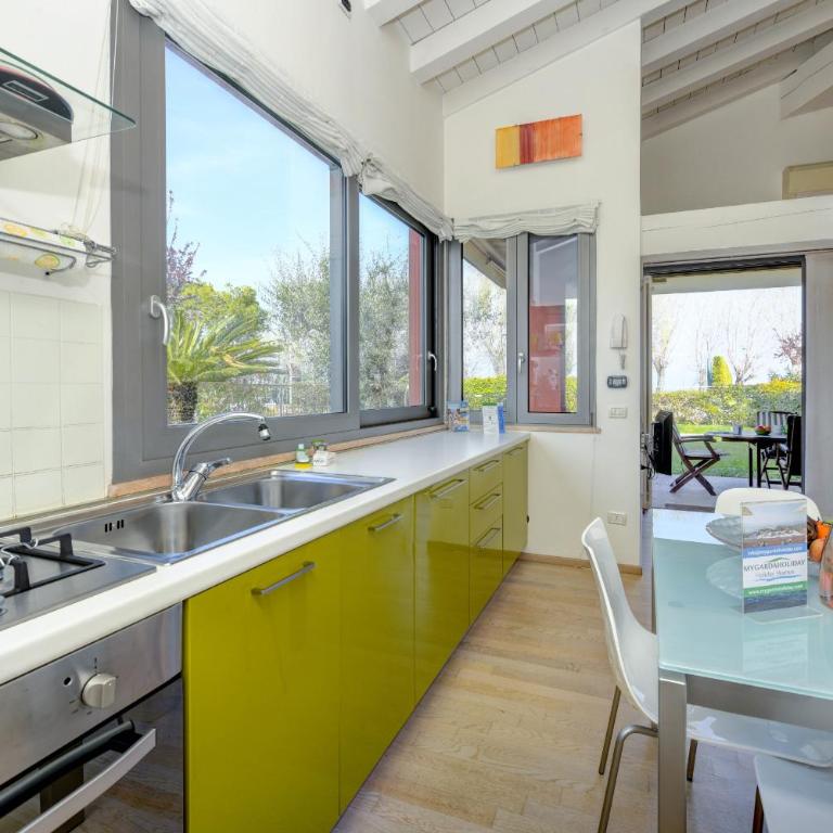 Acquarius Resort Sirmione - MGH - Appartamento Familiare con 2 Camere da Letto e Vista - 8
