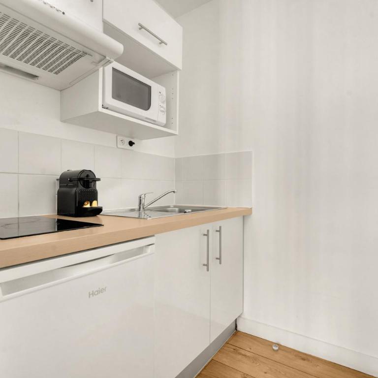 Le Bohème Chic - Studio Cosy - Métro & Gare - Appartement 1 Chambre - 5