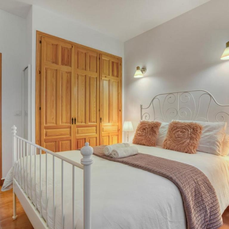 Bougainvillea - Four-Bedroom House - 13