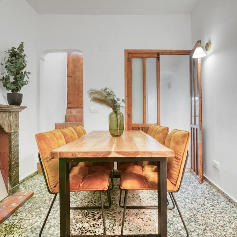 Bougainvillea - Four-Bedroom House - 6