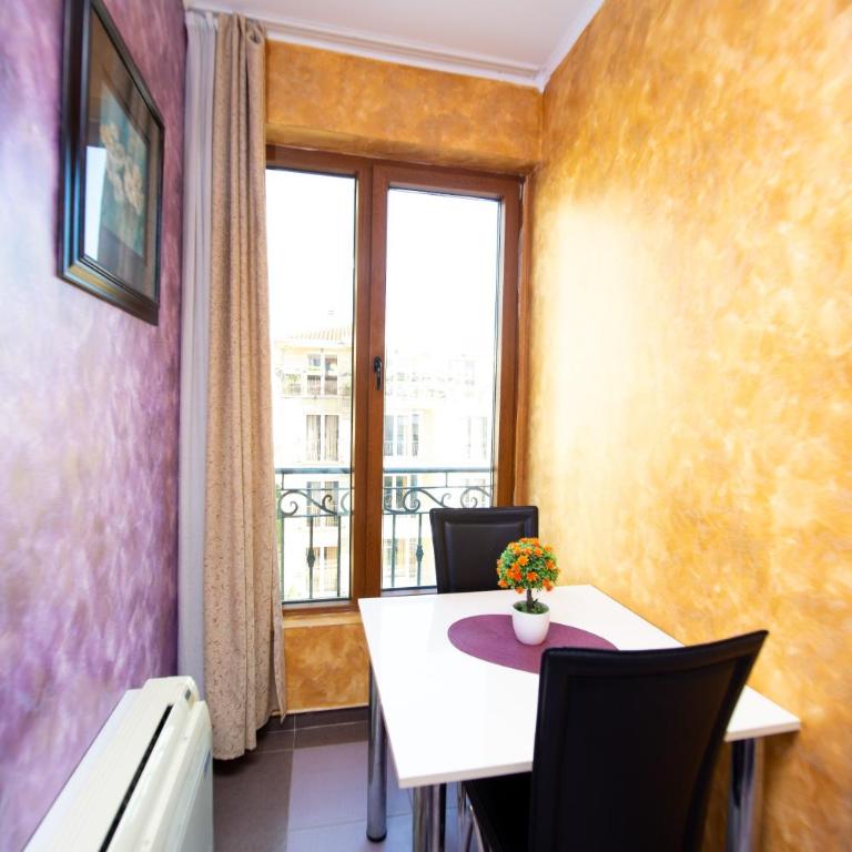 Central Budva M Lux Apartments - Apartman sa 2 Spavaće Sobe i Balkonom - 32