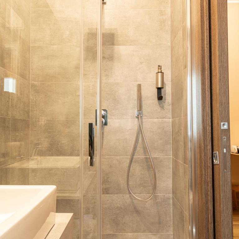 Diamond Vatican Rooms - Camera Singola con Bagno Privato - 10