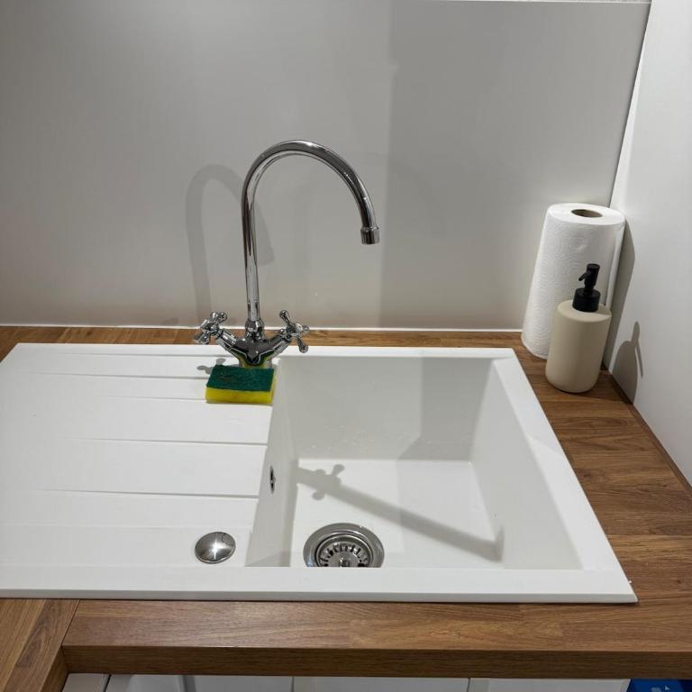 Le Saint Julien Appartement T2 plain-pied avec jardin, centre historique d'Uzès - Appartement 1 Chambre - 13