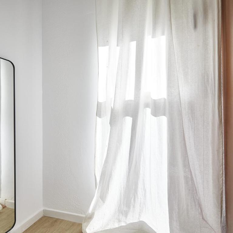 BBarcelona Mallorca Flats - Three-Bedroom Standard Apartment - 11