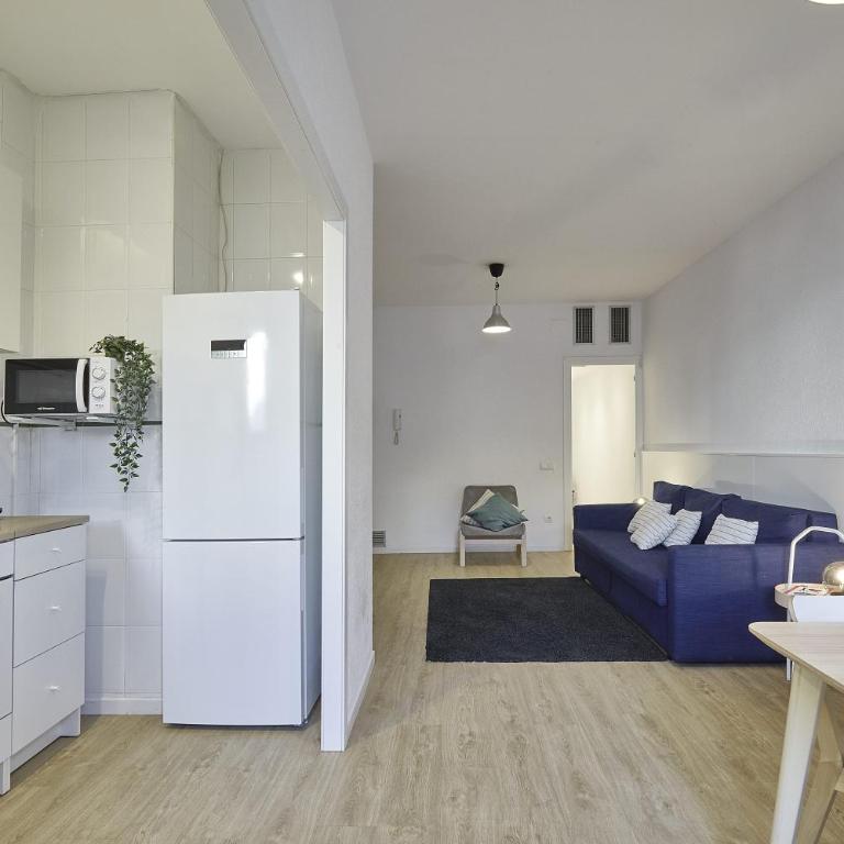 BBarcelona Mallorca Flats - Three-Bedroom Standard Apartment - 3