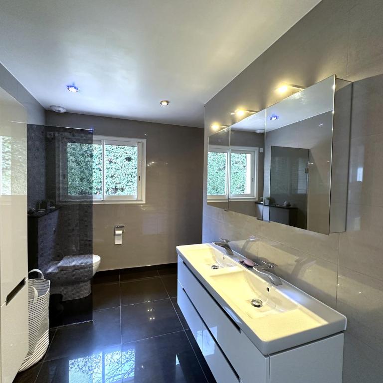 Villa JOYA climatisée pour 8 personnes avec piscine et vue mer à La Londe-Les-Maures - Casa de 4 dormitorios - 16
