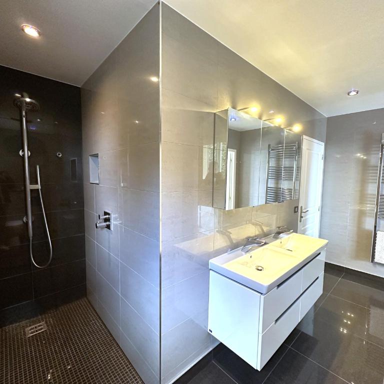 Villa JOYA climatisée pour 8 personnes avec piscine et vue mer à La Londe-Les-Maures - Casa de 4 dormitorios - 17