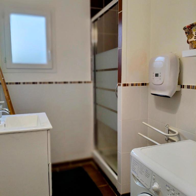 Maison avec jardin, calme et ensoleillée à 2 minutes du centre-ville - Haus mit 3 Schlafzimmern - 18
