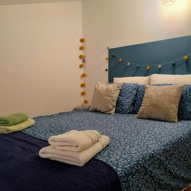 Maison avec jardin, calme et ensoleillée à 2 minutes du centre-ville - Haus mit 3 Schlafzimmern - 26