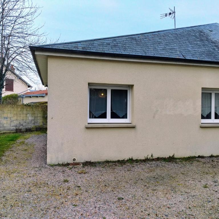 Maison avec jardin, calme et ensoleillée à 2 minutes du centre-ville - Haus mit 3 Schlafzimmern - 29