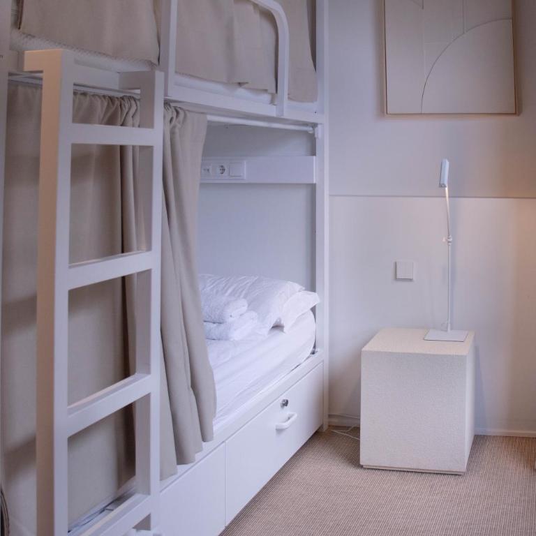 Circles House Coliving & Coworking - Bed in 4-Bed Mixed Dormitory Room - 8