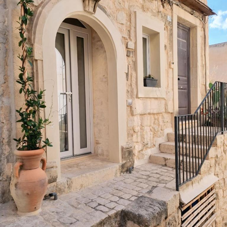 DAMA - Two-Bedroom Apartment - 5