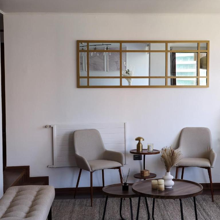 Amplio dpto a pasos del Costanera Center y MUT en Las Condes - Apartamento de 3 dormitorios - 2
