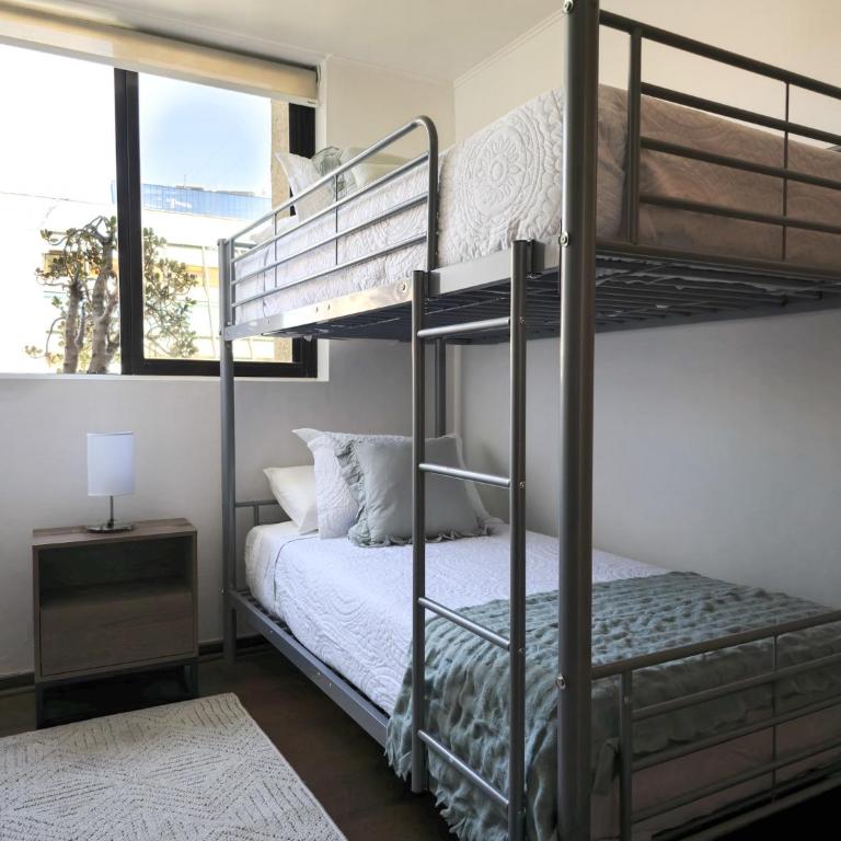 Amplio dpto a pasos del Costanera Center y MUT en Las Condes - Apartamento de 3 dormitorios - 13