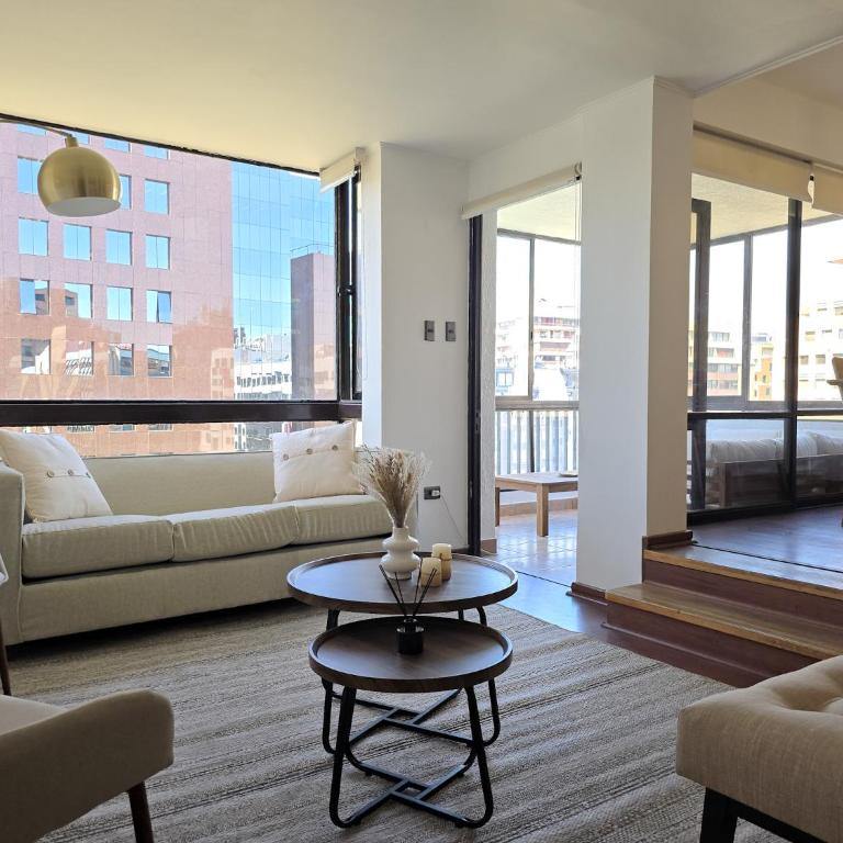Amplio dpto a pasos del Costanera Center y MUT en Las Condes - Apartamento de 3 dormitorios - 19
