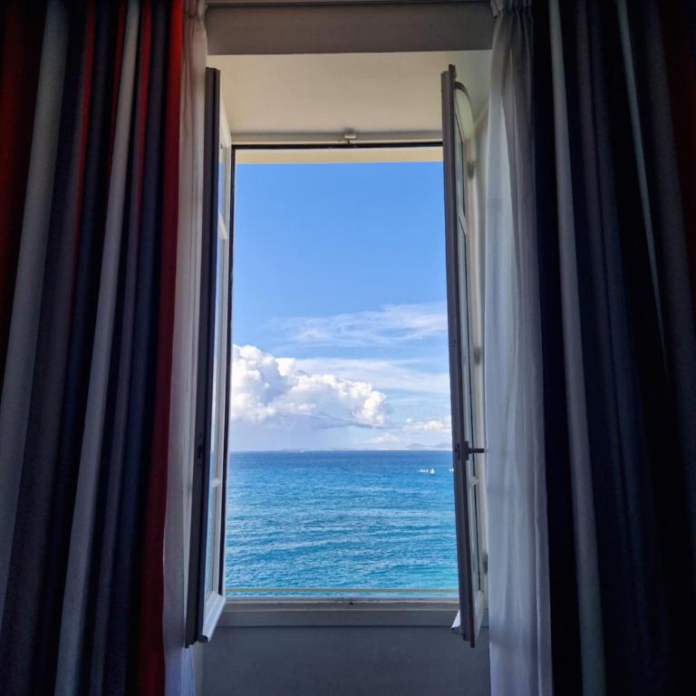 Hotel Le Saint Paul - Chambre Double avec Vue sur la Mer - 5