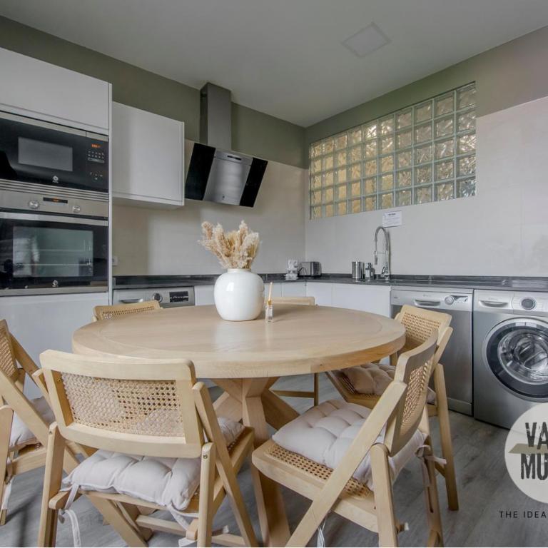 Espaciosa y elegante para 9, conoce Toledo 77 - Apartment - 11