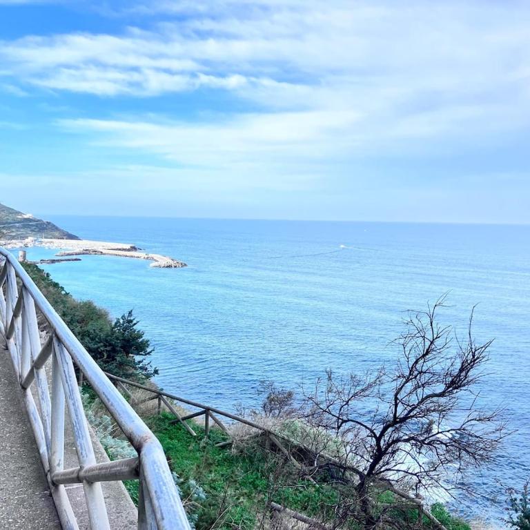 Splendido appartamento con piscina e vista mare - Appartamento con 2 Camere da Letto - 27