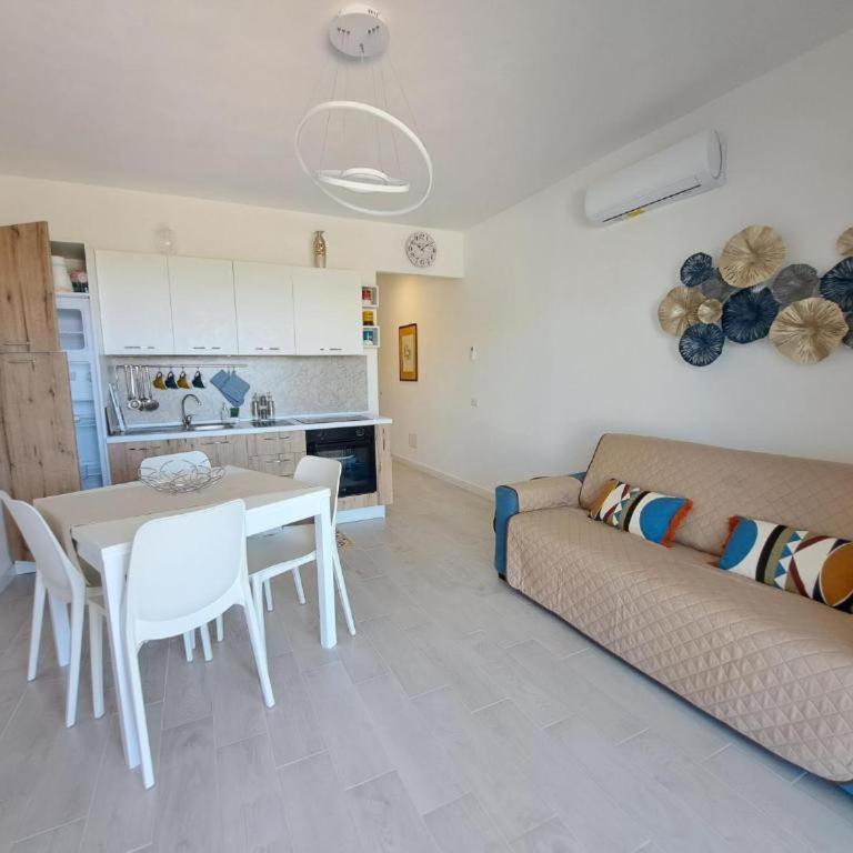 Splendido appartamento con piscina e vista mare - Appartamento con 2 Camere da Letto - 10