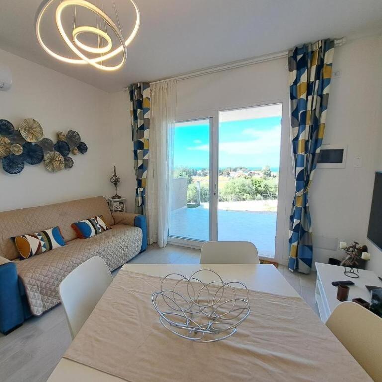 Splendido appartamento con piscina e vista mare - Appartamento con 2 Camere da Letto - 4
