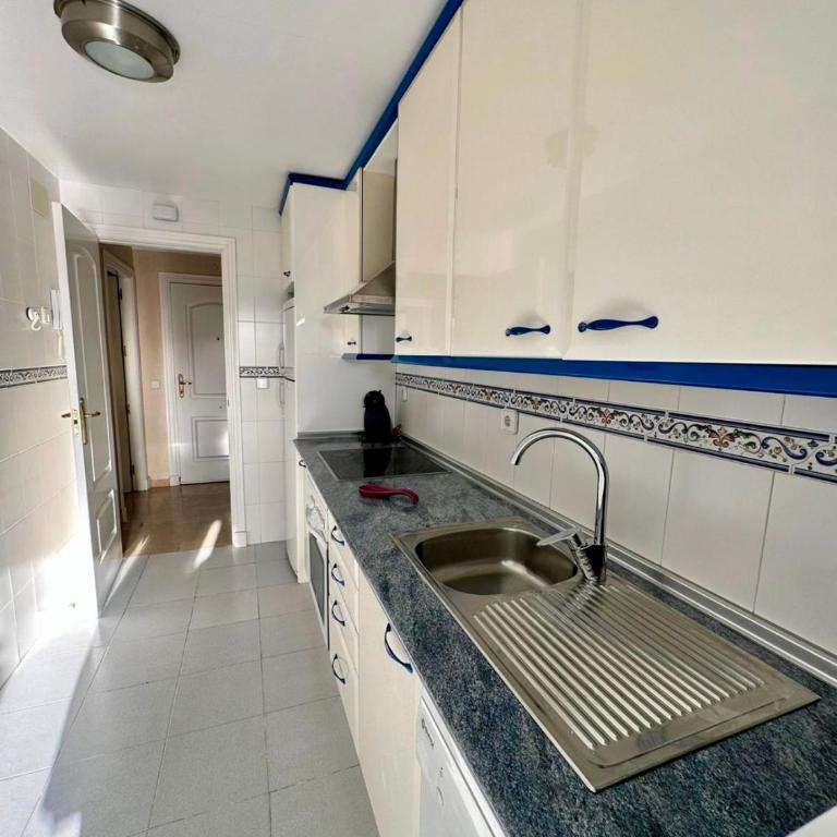 Residencial Marina Duquesa - Apartamento 2 dormitorios (6 adultos) - 11