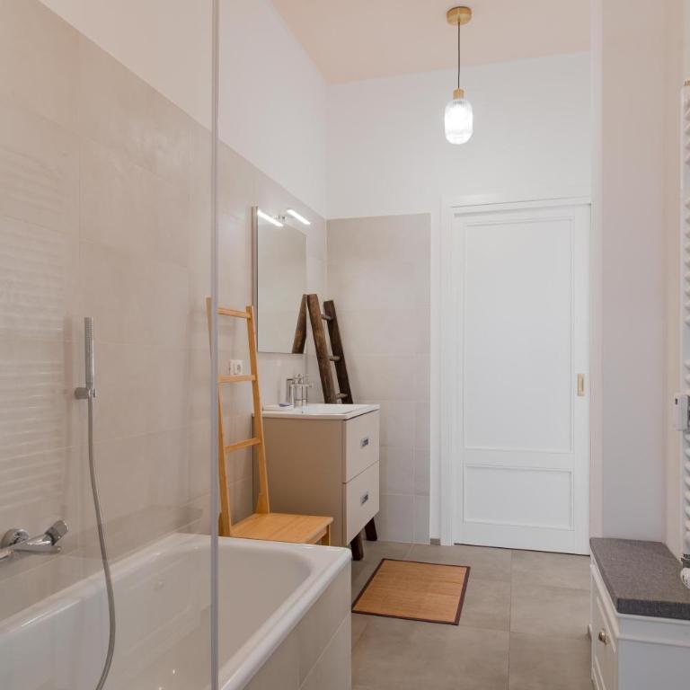 Casa Leonardo - Luminosa Casa Studio con Parcheggio Interno - Molinette - Apartment mit 1 Schlafzimmer mit Stadtblick - 13