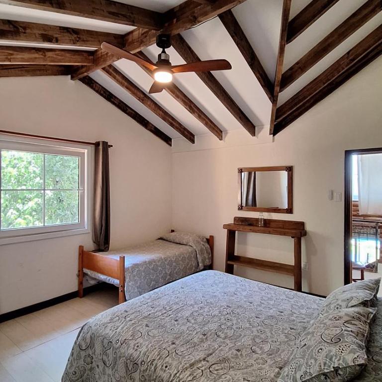 Hostal Macal - Triple Room with Private Bathroom - 5