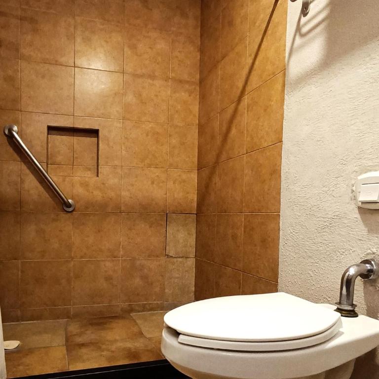 Hotel Panamerican - Habitación Económica - 4