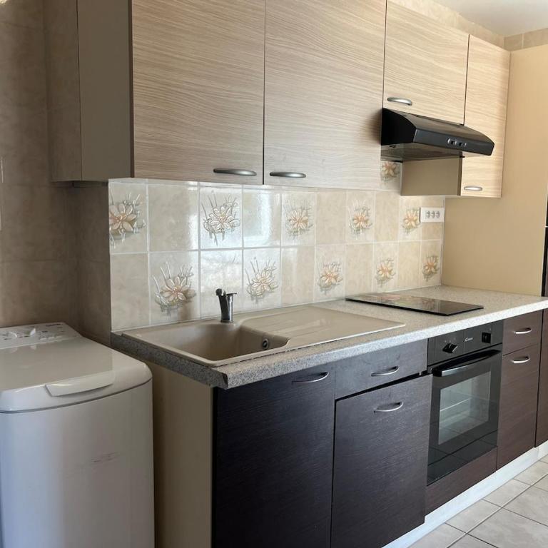 Location Cap Dream - One-Bedroom Apartment - 6