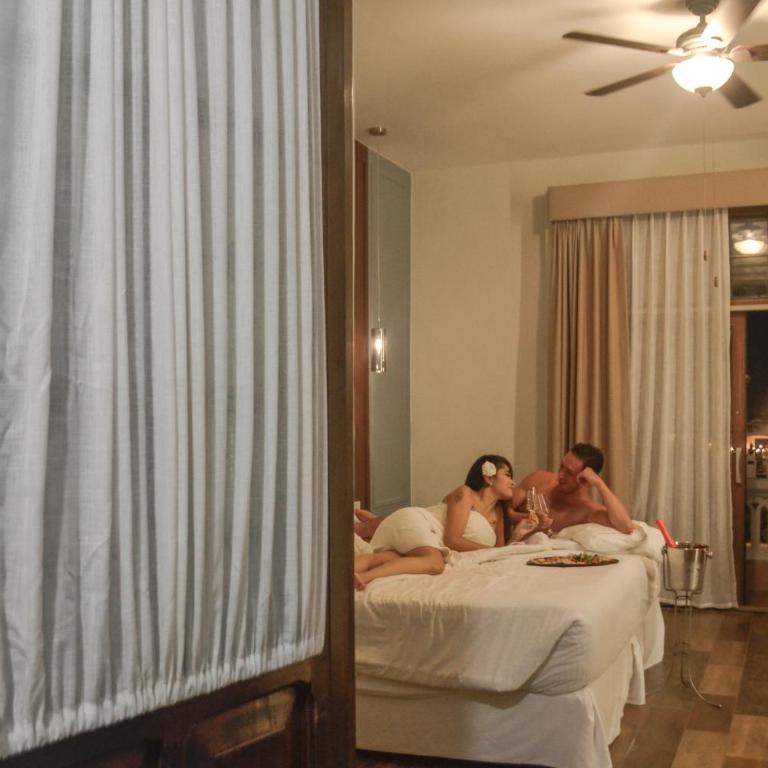 Casa Lucia Hotel Boutique - Suite with City View - 3