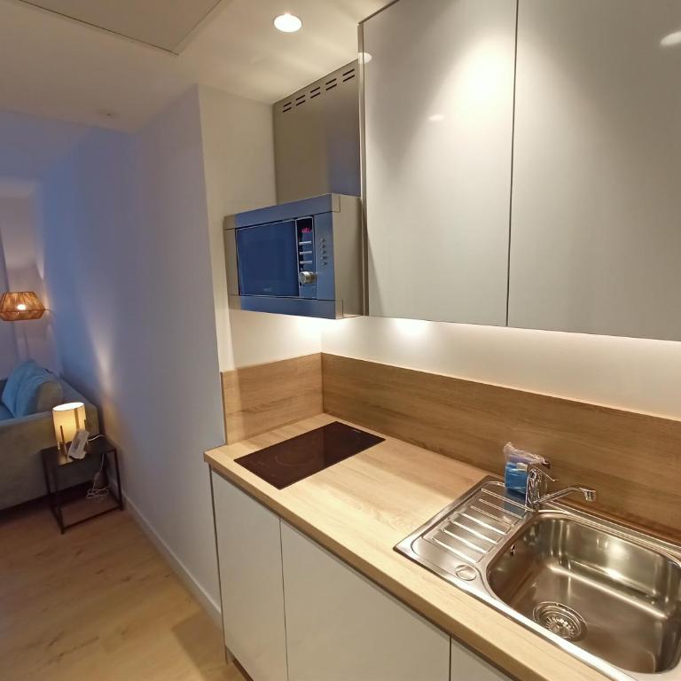 abba Apartments Playa de Gros San Sebastián - Apartamento Superior - 5