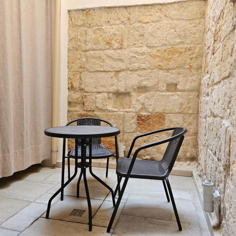La Casetta - Deluxe One-Bedroom Apartment - 53