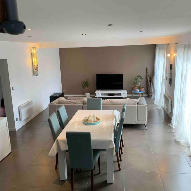 Villa bord de mer au Grau d 'Agde 140 m2 - Three-Bedroom Villa - 8