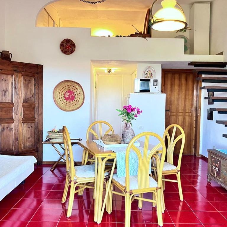Rosso Lilu' Casa con vista mozzafiato sulla Pelosa - Appartamento con 2 Camere da Letto e Vista Mare - 4