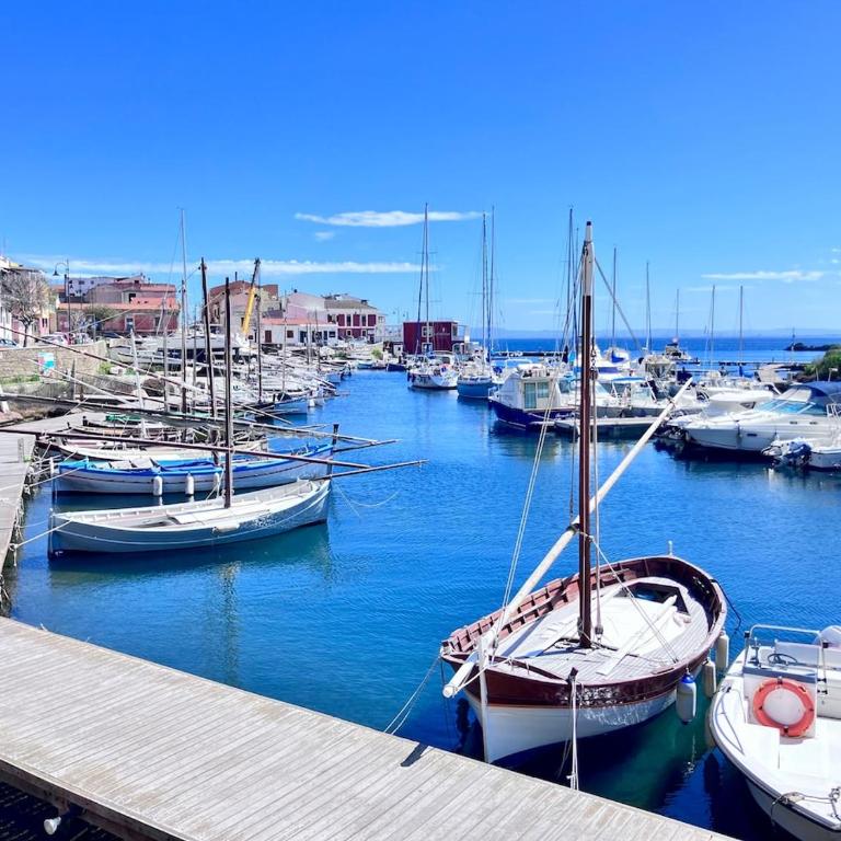 Rosso Lilu' Casa con vista mozzafiato sulla Pelosa - Appartamento con 2 Camere da Letto e Vista Mare - 27