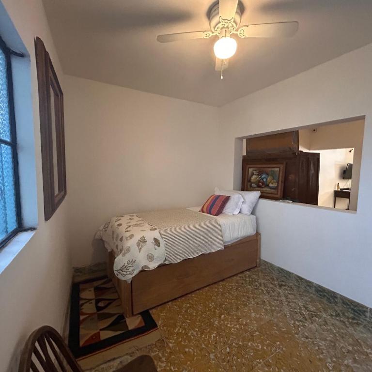 Depas Azules Zona Centro Apt B - Two-Bedroom Apartment - 12
