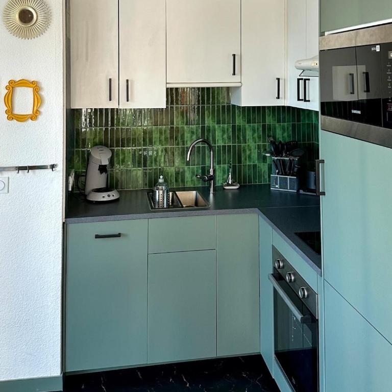 Appartement chic & design sur le port - One-Bedroom Apartment with 2 Terraces - 6