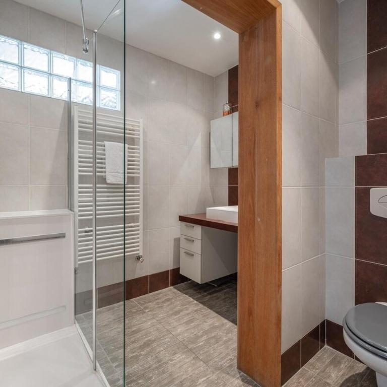 Bas de villa plus piscine Vue époustouflante - Villa 2 Chambres - 43