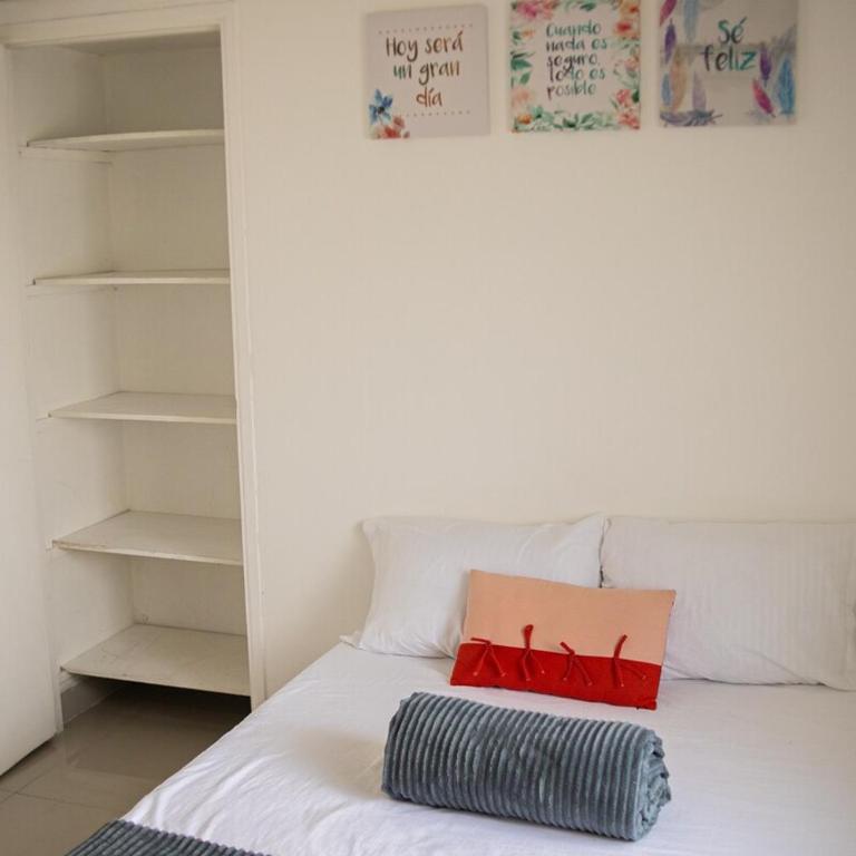 Excelente Ubicación en La 70-Laureles - Apartamento - 31