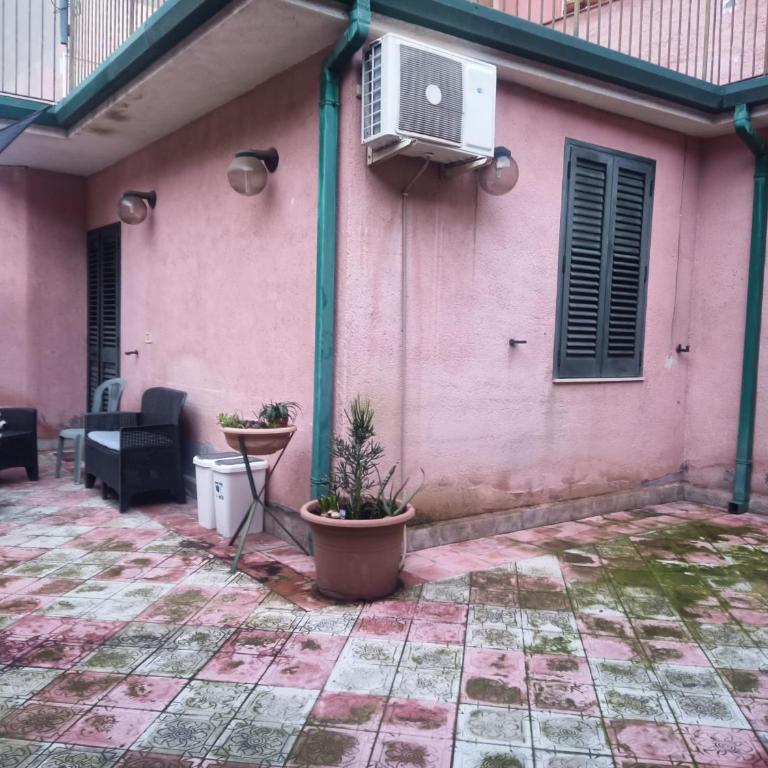 Adelia House - One-Bedroom Apartment - 12