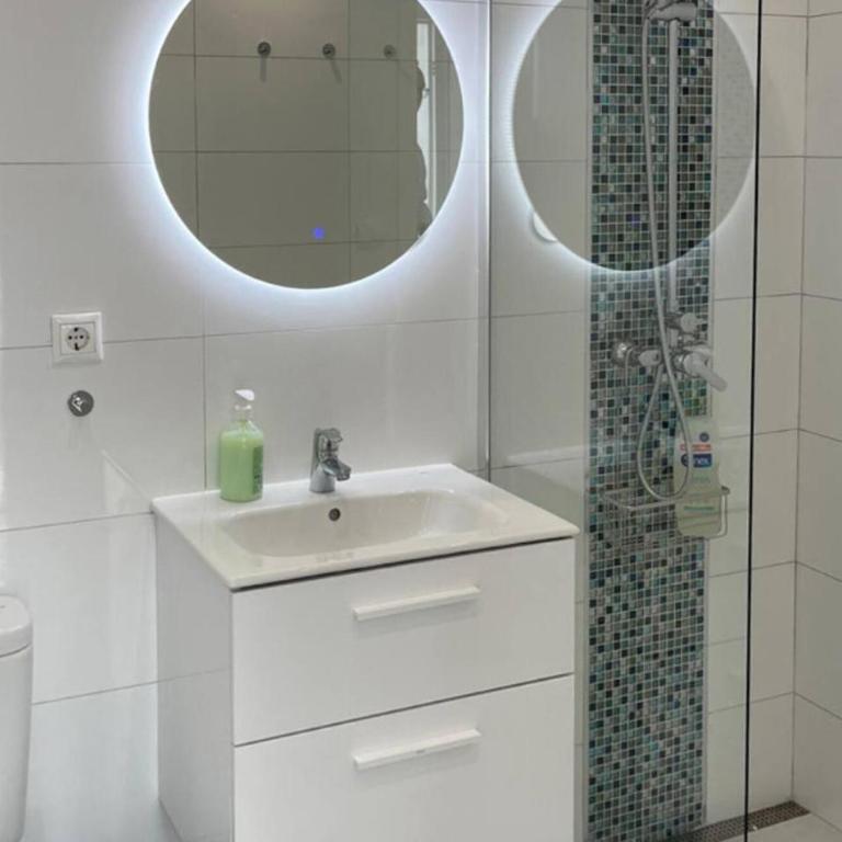 Beautiful Home In Las Lagunas De Mijas - Casa Vacacional de 7 dormitorios - 41