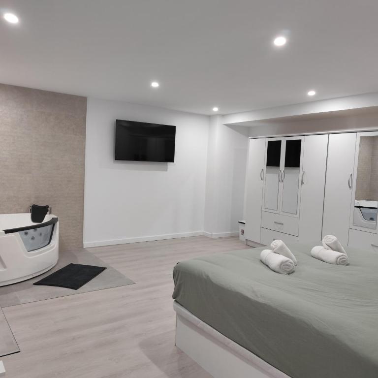 Mediterranean Stays Platinum - Deluxe Apartment - 12