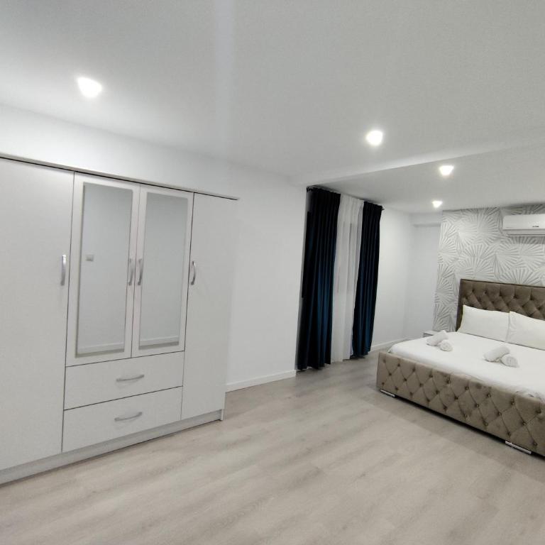 Mediterranean Stays Platinum - Deluxe Apartment - 13