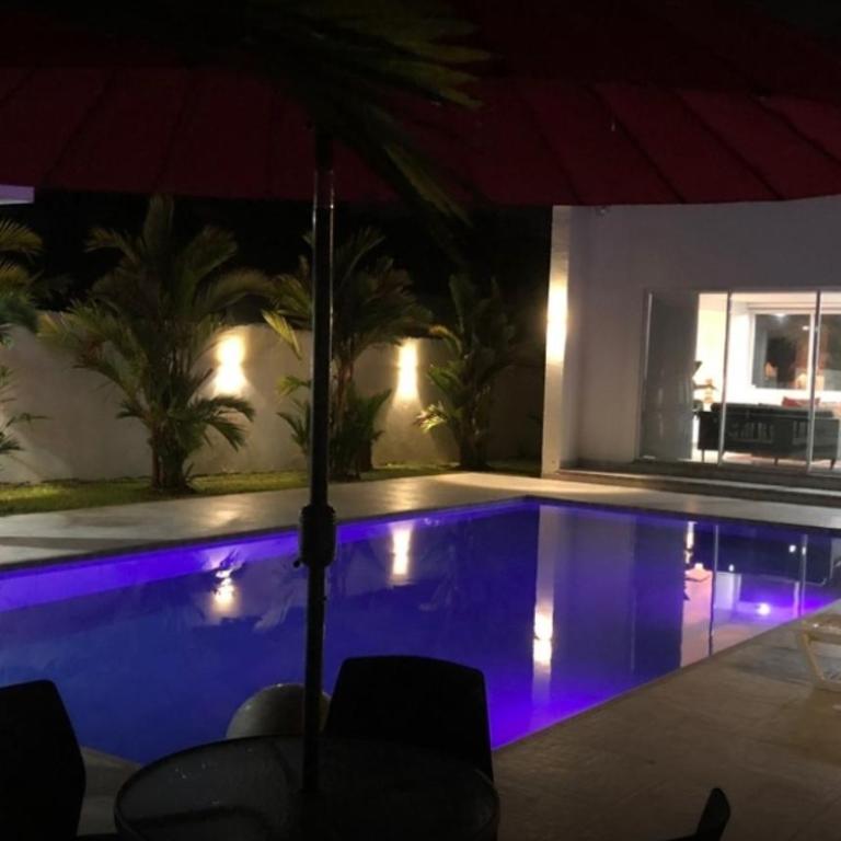 FINCA DE DESCANSO en MELGAR - COLOMBIA - Casa de 5 dormitorios - 2